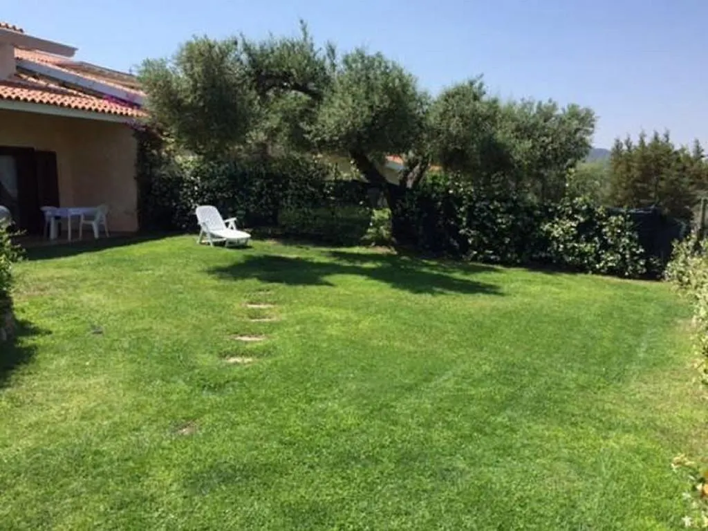 בית נופש פורטו רוטונדו Residenza Costasmeraldina